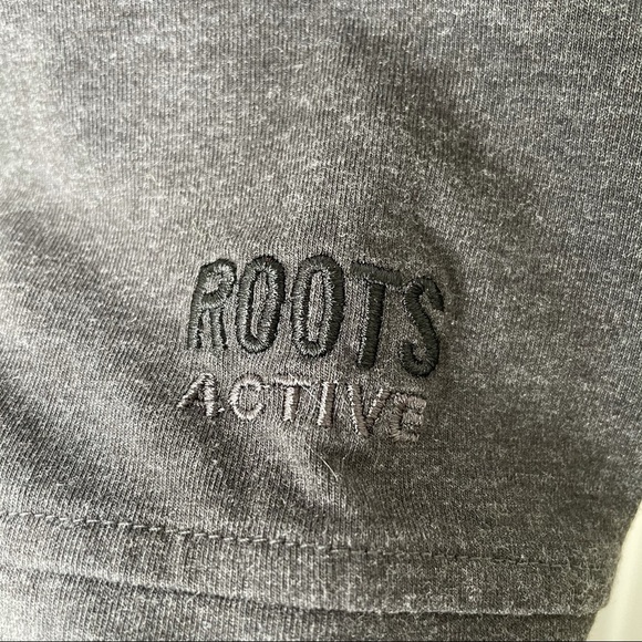 ROOTS active grey athletic/ yoga/ pilates slim fit full zip jacket in medium - Picture 6 of 11